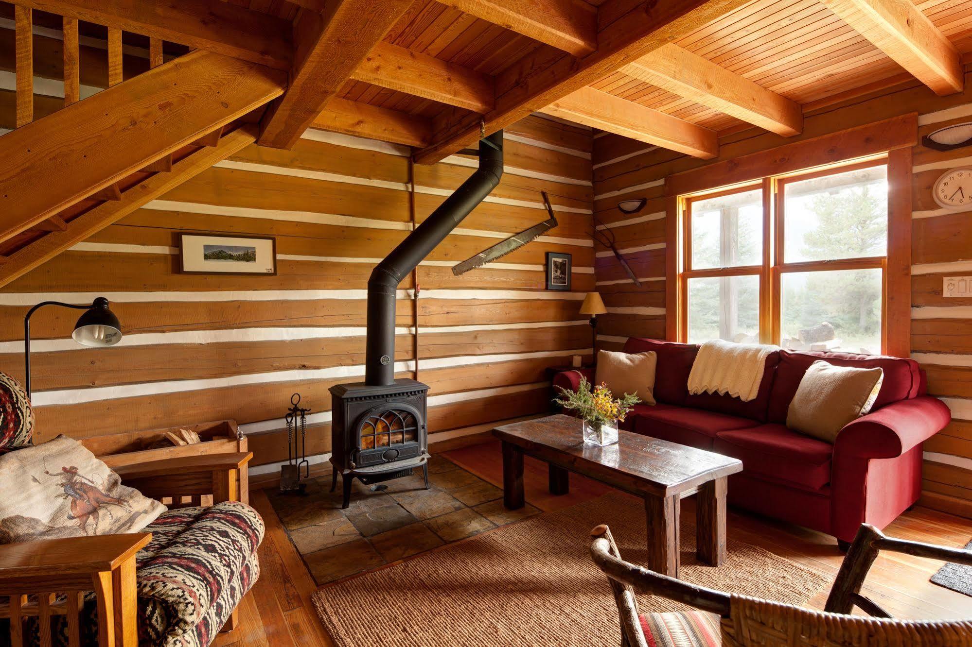 Nipika Mountain Resort レイディアム・ホット・スプリングス エクステリア 写真